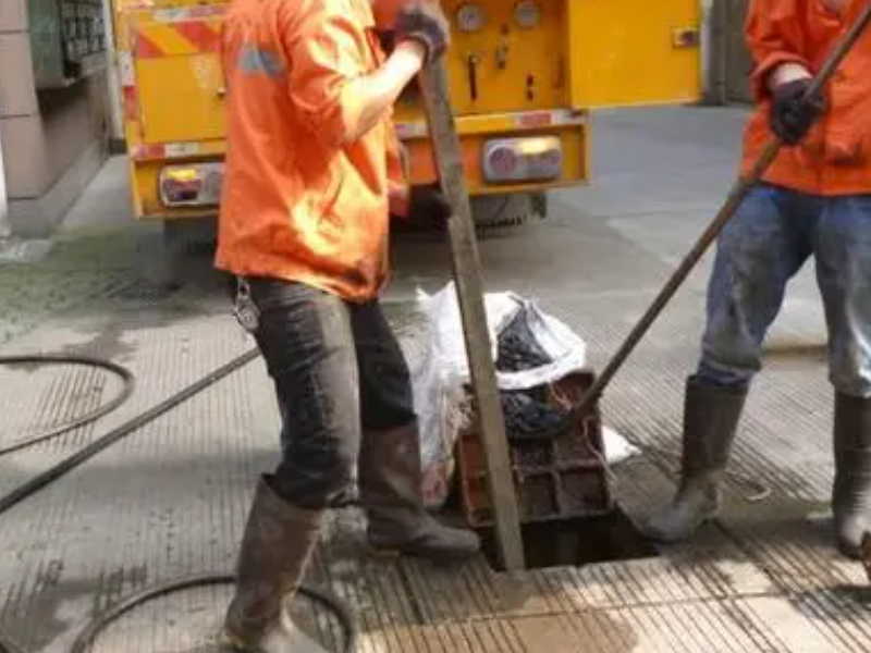 杭州通马桶24小时服务 杭州专业师傅疏通马桶多少钱