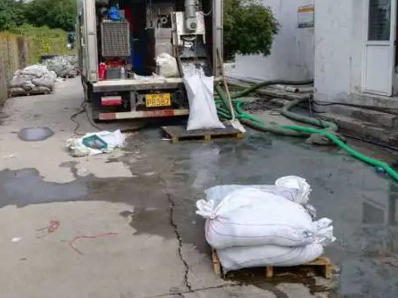 杭州文二西路专业马桶疏通 清理化粪池联系我